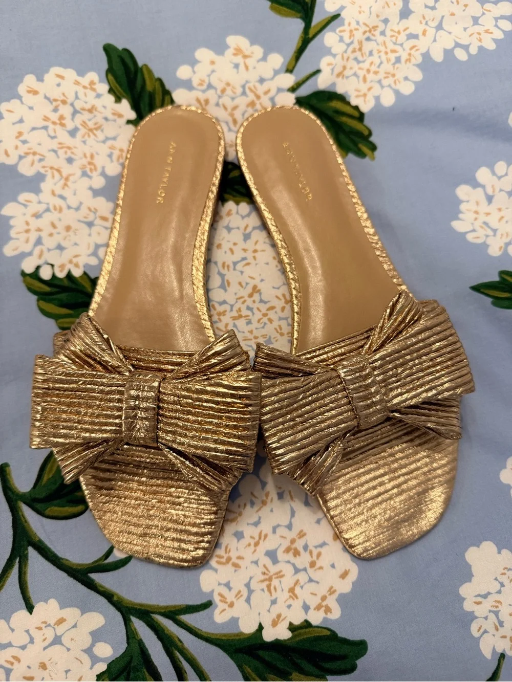 Ann Taylor Rose Gold Bow Slide Sandals!